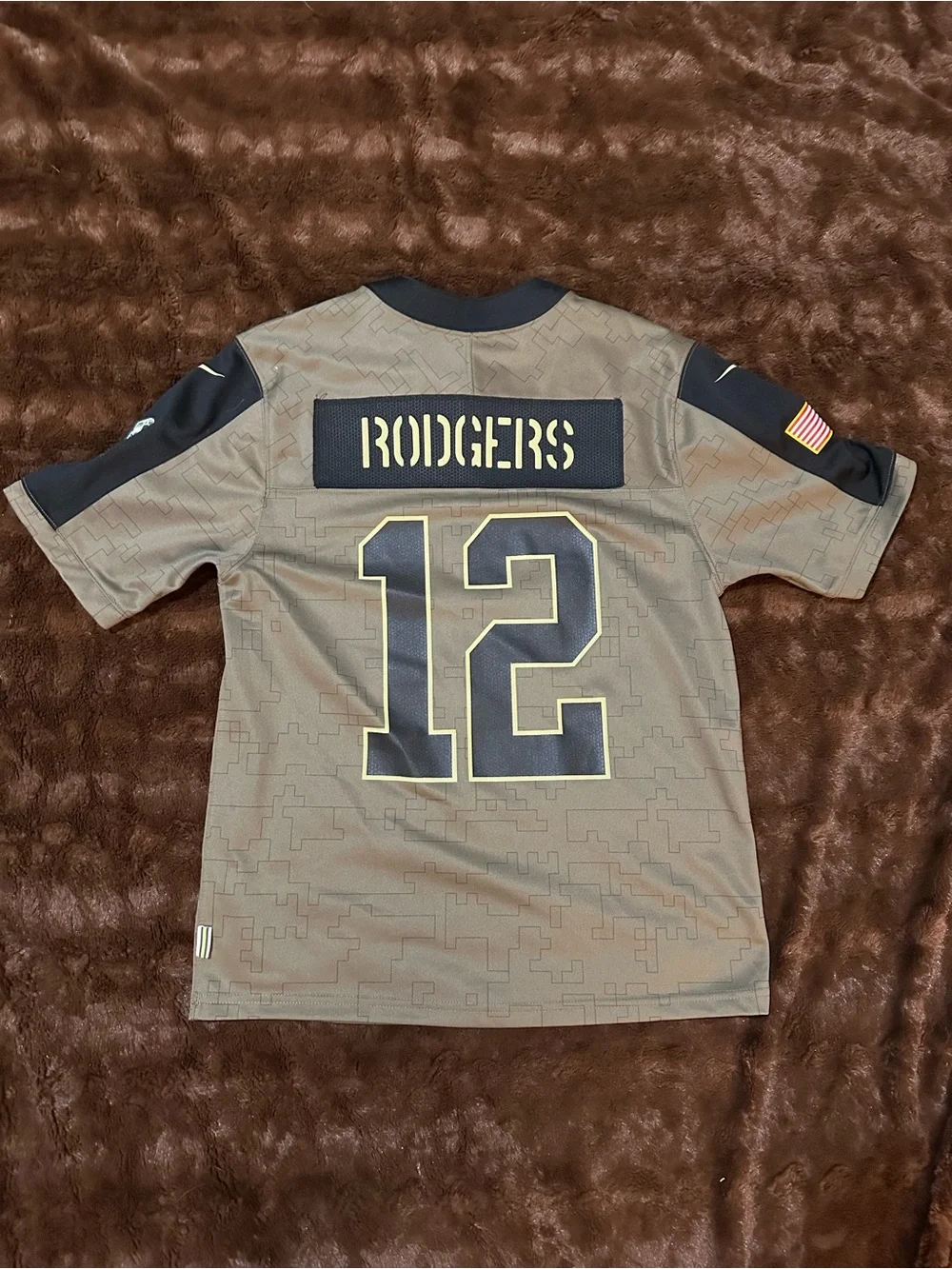 Nike NFL On Field Green Bay Packers Aaron Rodgers Salute to Service Jersey